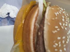 -麦当劳(湛江大厦店)