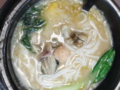 -灵芝妹子海鲜米线(香炉礁山姆店)