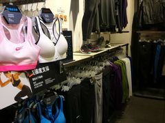 -NIKE佛山胜利换季优惠店