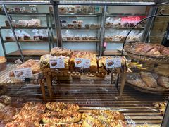-苹果花园(南泉路店)