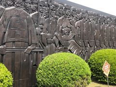 -龙华烈士纪念馆-停车场