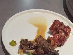 -黑金·寻焰自助百汇·烤肉·火锅(中街店)