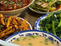 豌豆蹄花汤-醉八仙热酒馆(渝中店)