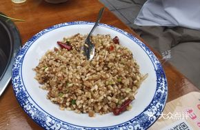 Minced Pork with Houttuynia Cordata