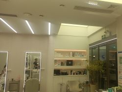 -PE SALON