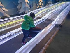 -西安银基冰雪世界