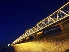 -人民防洪胜利纪念塔