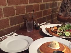 -Pancakes on the rocks(Darling Harbour)