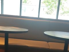 -星巴克(西藏路店)