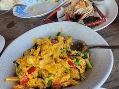 -Pae Krung Kao Restaurant