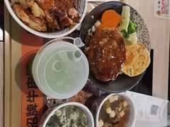 -吉野家(秀谷店)