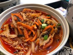 鱼香肉丝-老娘舅(杭州地铁凤起路站店)