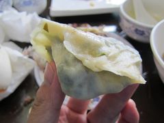 -方国老头包子·39年威海本地老字号•小船海鲜疙瘩汤