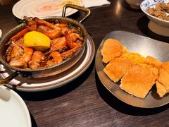 橄榄油蒜香煎虾-庐灶江南·江南菜·四合院Bistro(东直门·华侨夜泊君亭店)