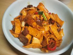 -关东小磨东北菜(上海长风大悦城店)
