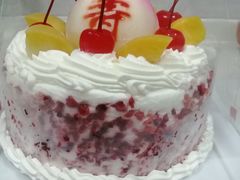 -红宝石·鲜奶小方·海派西点房(南丹店)