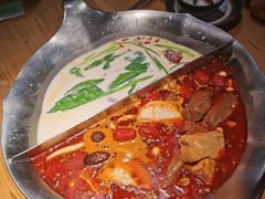 台式麻辣锅-湊湊火锅·茶憩(杭州湖滨银泰in77店)