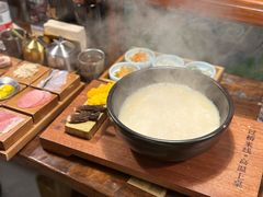 -银米·云南传统过桥米线(双廊黑金冠店)