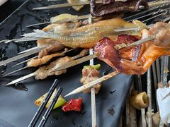 -百盛·牟平烧烤·养马岛海鲜(宁海大街店)