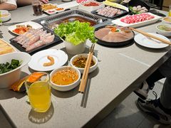 -海底捞火锅(高新万达店)