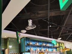 -雍哲港式餐厅(现代广场店)