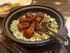 秘制五花肉菜饭-青岛遇见米兰(八大关店)