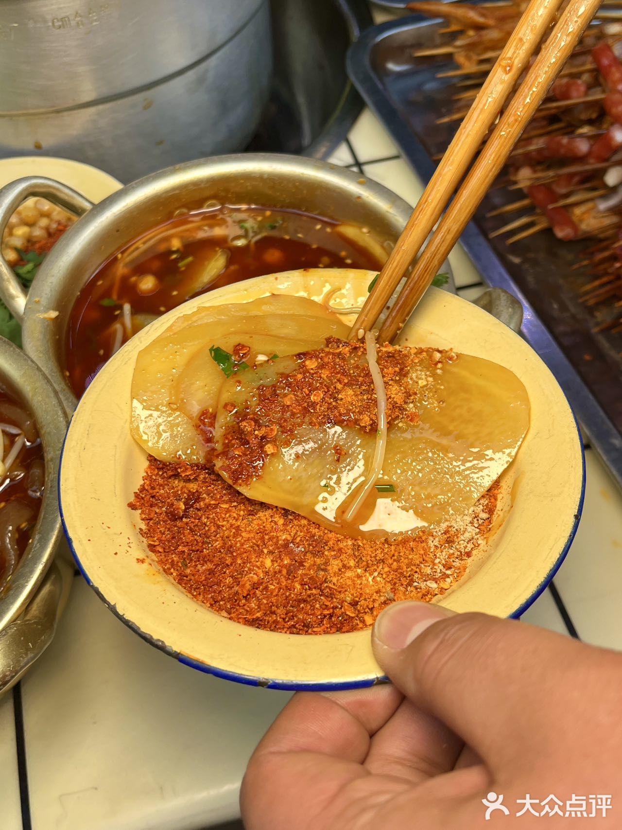 成都坠好吃的社区市井串串！！好吃还便宜