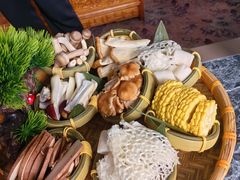 -慢丽江·云南野生菌土鸡锅(西山店)