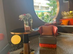 -花隐·美芙炫海菲秀皮肤管理中心