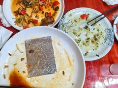 -芦茨金富饭庄·25年老字号·专做稻草鸡