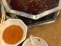 -山城年华老火锅(玉林店)