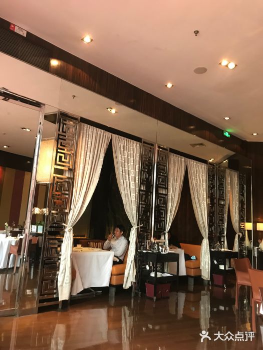 北京金融街丽思卡尔顿酒店·意味轩 Cepe图片