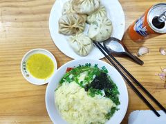 猪肉大葱包子-小胖包子王(阜成门内店)