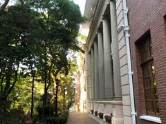-香港大学