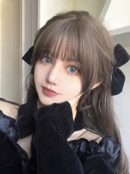 -AYO SALON