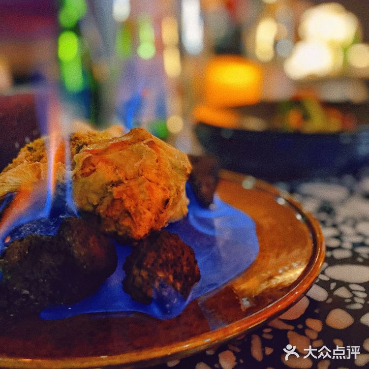 西安｜W酒店旁这家法国菜浪漫出圈[调皮]