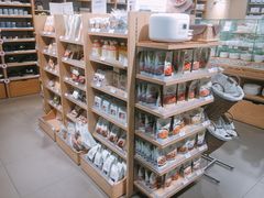 -MUJI无印良品(西湖银泰城店)