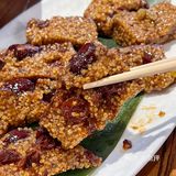 在青岛你永远可以相信学校旁边人均30的平价炒菜饭店！