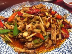 爆炒脆肠-谢老五跷脚牛肉·非遗传承店