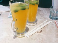 -必胜客(阿诗玛店)