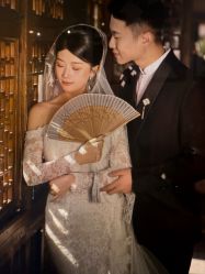 -雪中彩影婚纱摄影·微光艺术中心