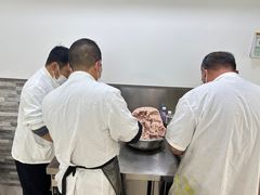 -黄阿姨锅贴大王(万航渡路店)