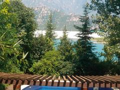 -天鹅湖生态旅游风景区