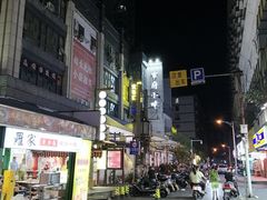 -市府路小吃城(民俗文化广场锦苑店)