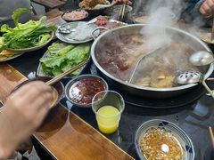 -重庆故事姊妹老火锅(财经学院店)