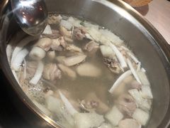 -喃喃椰·糟粕醋·椰子鸡火锅(七堡花园店)