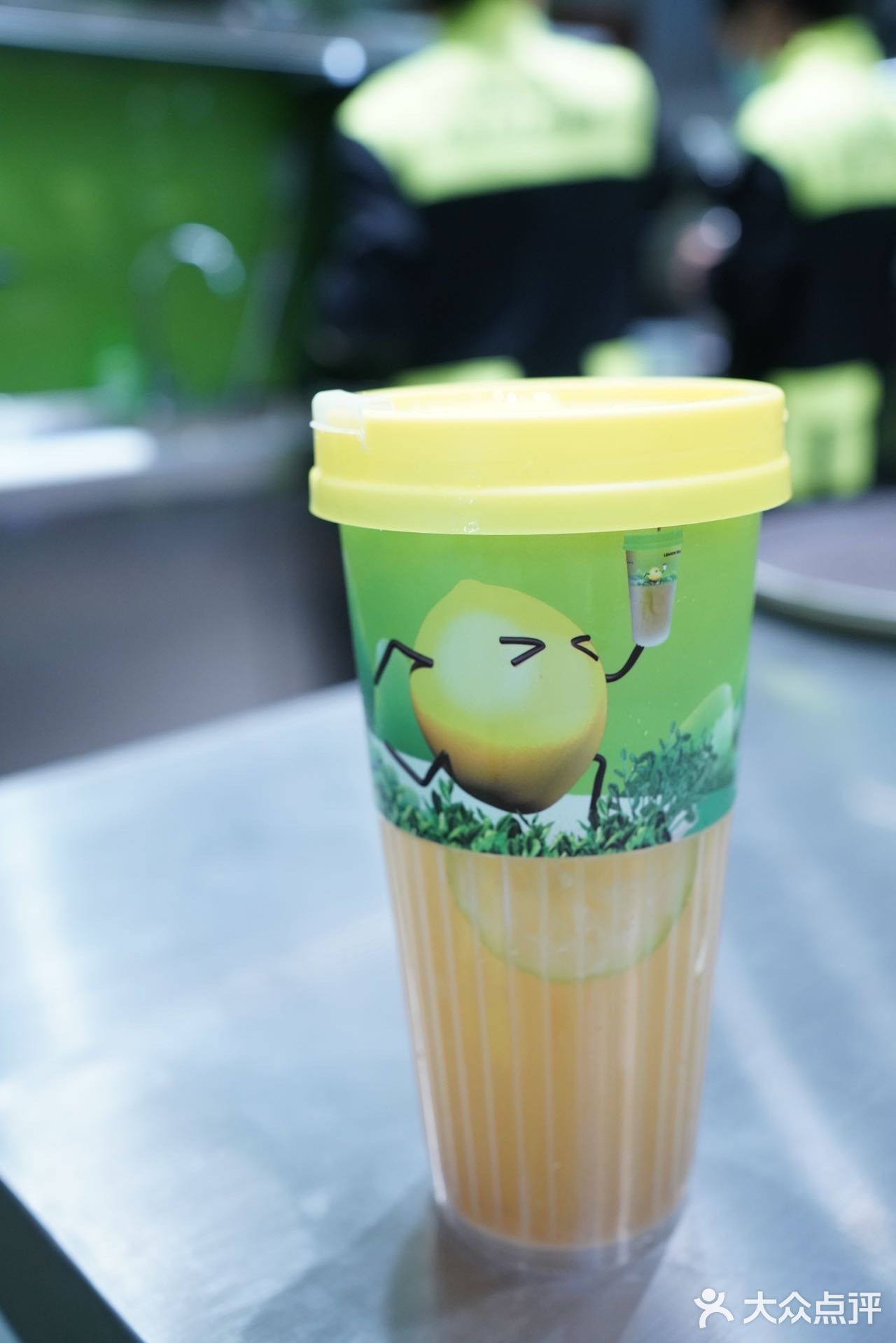 魔都探店｜柠檬向右打果茶！yyds！