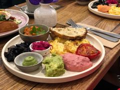 -FLOVIE FLORIST CAFE