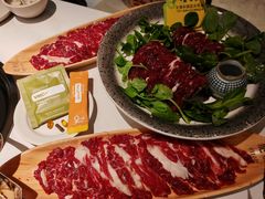 -左庭右院鲜牛肉火锅(金山万达店)