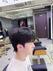 -藤野造型烫发染发